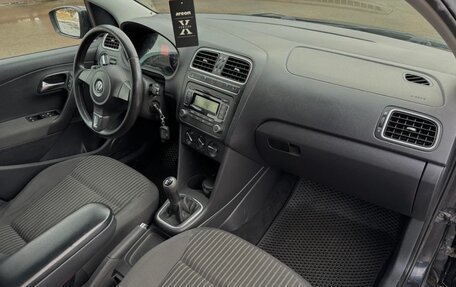 Volkswagen Polo VI (EU Market), 2011 год, 500 000 рублей, 15 фотография