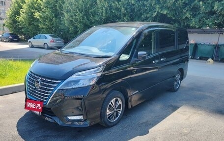 Nissan Serena IV, 2019 год, 2 150 000 рублей, 3 фотография
