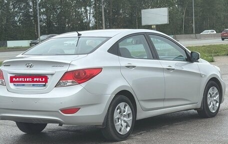Hyundai Solaris II рестайлинг, 2011 год, 770 000 рублей, 2 фотография