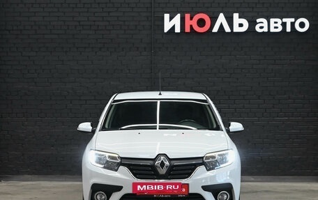Renault Logan II, 2020 год, 865 000 рублей, 3 фотография