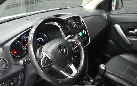 Renault Logan II, 2020 год, 865 000 рублей, 18 фотография