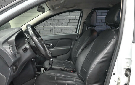 Renault Logan II, 2020 год, 865 000 рублей, 19 фотография
