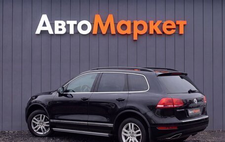 Volkswagen Touareg III, 2011 год, 1 900 000 рублей, 4 фотография