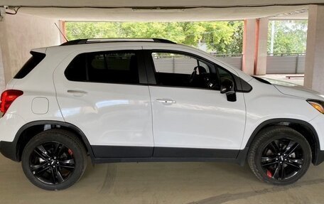 Chevrolet Trax, 2018 год, 1 520 000 рублей, 2 фотография