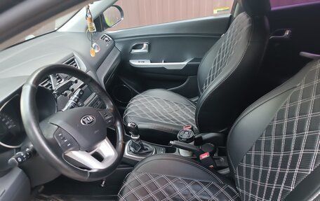 KIA Rio III рестайлинг, 2014 год, 800 000 рублей, 4 фотография