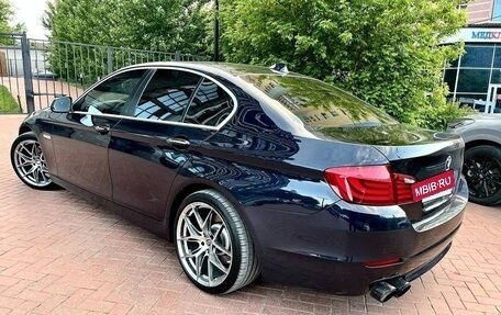 BMW 5 серия, 2012 год, 1 199 000 рублей, 3 фотография