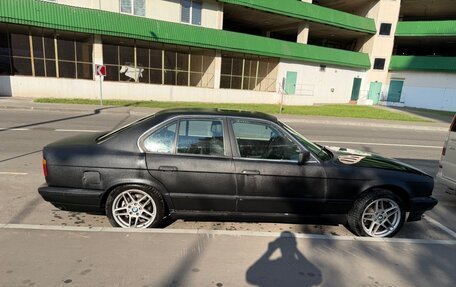 BMW 5 серия, 1992 год, 350 000 рублей, 17 фотография