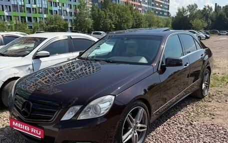 Mercedes-Benz E-Класс, 2009 год, 1 350 000 рублей, 2 фотография