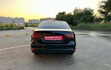 Volkswagen Jetta VI, 2012 год, 900 000 рублей, 7 фотография