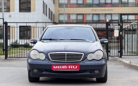Mercedes-Benz C-Класс, 2003 год, 290 000 рублей, 3 фотография