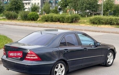 Mercedes-Benz C-Класс, 2003 год, 290 000 рублей, 4 фотография
