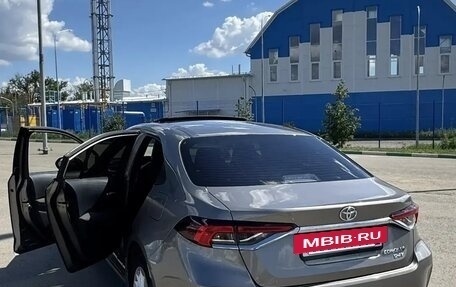 Toyota Corolla, 2021 год, 1 800 000 рублей, 2 фотография