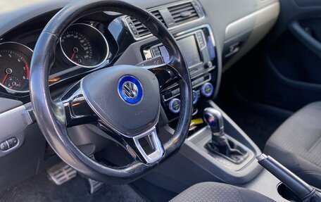 Volkswagen Jetta VI, 2015 год, 919 000 рублей, 11 фотография