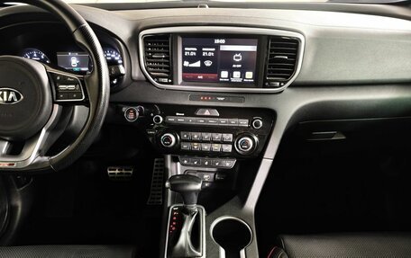 KIA Sportage IV рестайлинг, 2020 год, 2 393 000 рублей, 15 фотография