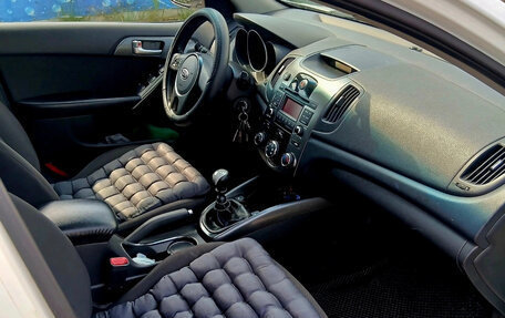KIA Cerato III, 2011 год, 800 000 рублей, 8 фотография