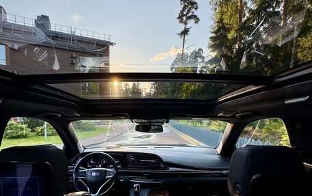 Cadillac Escalade V, 2023 год, 11 000 000 рублей, 10 фотография
