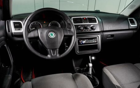 Skoda Fabia II, 2009 год, 729 000 рублей, 6 фотография