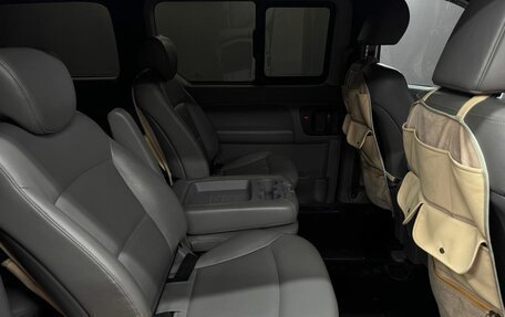 Hyundai Grand Starex Grand Starex I рестайлинг 2, 2017 год, 2 699 777 рублей, 17 фотография