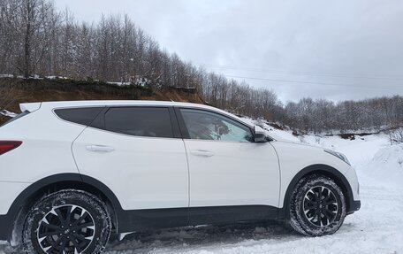 Hyundai Santa Fe III рестайлинг, 2016 год, 2 150 000 рублей, 13 фотография