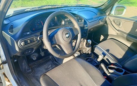 Chevrolet Niva I рестайлинг, 2009 год, 330 000 рублей, 21 фотография