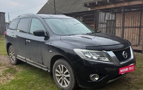 Nissan Pathfinder, 2015 год, 1 800 000 рублей, 2 фотография