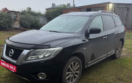 Nissan Pathfinder, 2015 год, 1 800 000 рублей, 3 фотография