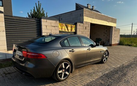 Jaguar XE I рестайлинг, 2015 год, 1 550 000 рублей, 2 фотография