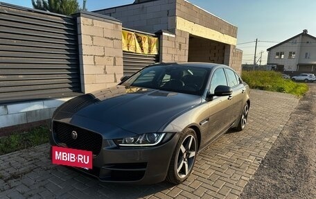 Jaguar XE I рестайлинг, 2015 год, 1 550 000 рублей, 11 фотография
