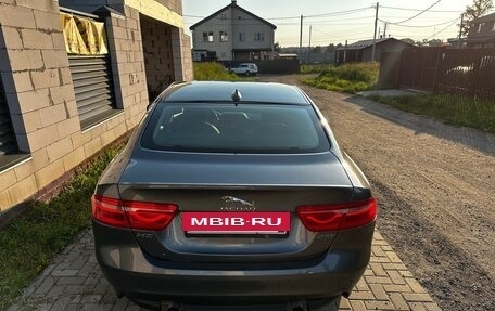 Jaguar XE I рестайлинг, 2015 год, 1 550 000 рублей, 9 фотография