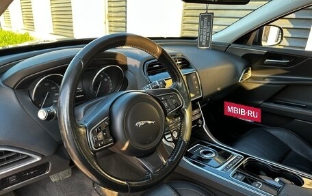 Jaguar XE I рестайлинг, 2015 год, 1 550 000 рублей, 25 фотография