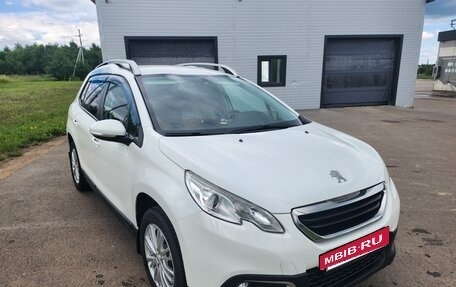 Peugeot 2008 II, 2014 год, 920 000 рублей, 2 фотография