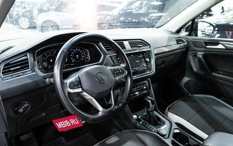 Volkswagen Tiguan II, 2022 год, 3 500 000 рублей, 14 фотография