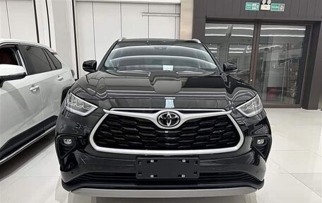 Toyota Highlander, 2026 год, 4 850 000 рублей, 2 фотография