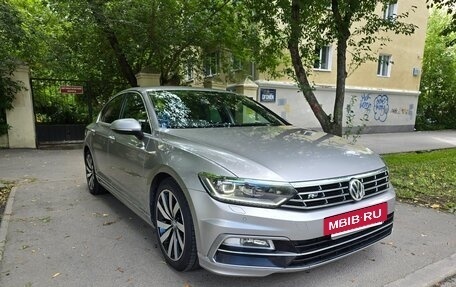 Volkswagen Passat B8 рестайлинг, 2015 год, 1 490 000 рублей, 4 фотография