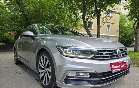 Volkswagen Passat B8 рестайлинг, 2015 год, 1 490 000 рублей, 9 фотография