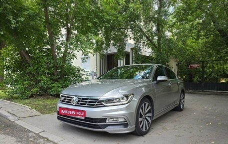 Volkswagen Passat B8 рестайлинг, 2015 год, 1 490 000 рублей, 3 фотография