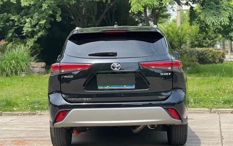 Toyota Highlander, 2026 год, 4 800 000 рублей, 5 фотография