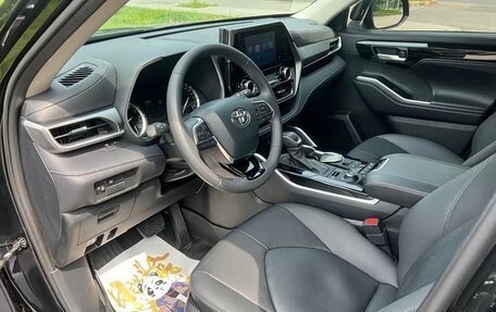 Toyota Highlander, 2026 год, 4 800 000 рублей, 7 фотография