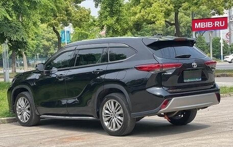 Toyota Highlander, 2026 год, 4 800 000 рублей, 6 фотография