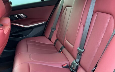 BMW 3 серия, 2021 год, 4 000 000 рублей, 16 фотография