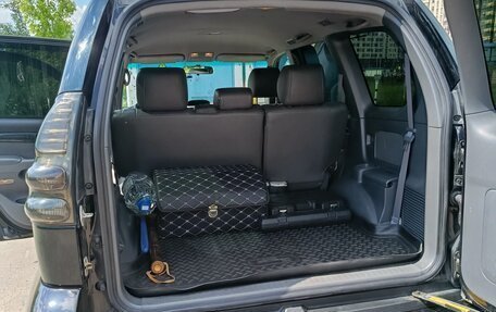 Toyota Land Cruiser Prado 120 рестайлинг, 2008 год, 2 250 000 рублей, 11 фотография