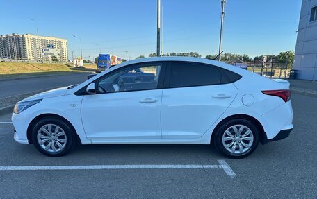 Hyundai Solaris II рестайлинг, 2021 год, 1 630 000 рублей, 3 фотография