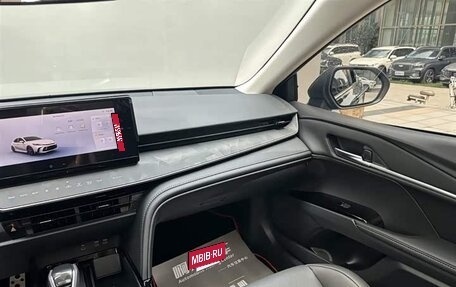 Toyota Camry, 2026 год, 3 990 000 рублей, 10 фотография