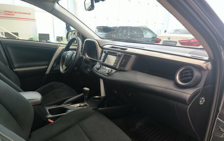 Toyota RAV4, 2013 год, 1 807 000 рублей, 13 фотография