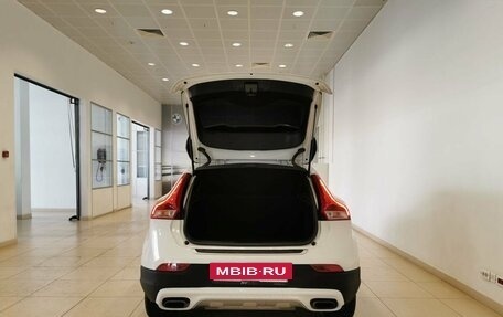 Volvo V40 Cross Country I, 2018 год, 1 695 000 рублей, 11 фотография