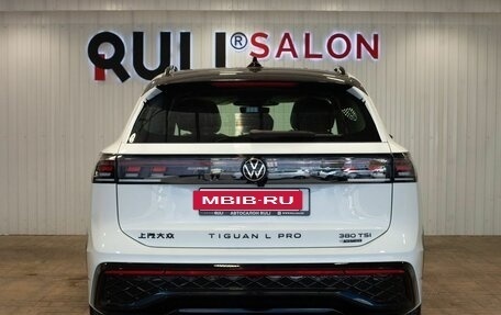 Volkswagen Tiguan, 2026 год, 4 750 000 рублей, 9 фотография