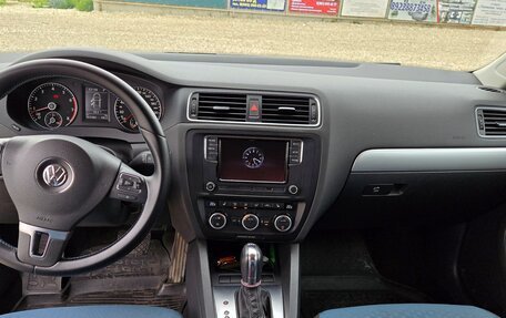 Volkswagen Jetta VI, 2013 год, 1 100 000 рублей, 7 фотография
