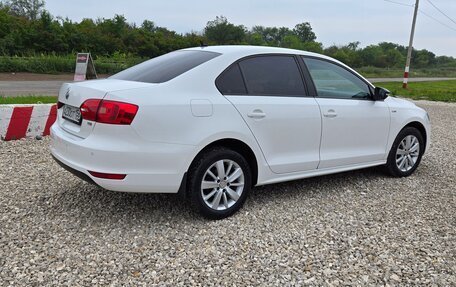 Volkswagen Jetta VI, 2013 год, 1 100 000 рублей, 4 фотография