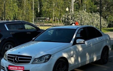 Mercedes-Benz C-Класс, 2013 год, 1 500 000 рублей, 3 фотография