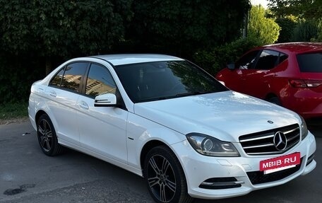 Mercedes-Benz C-Класс, 2013 год, 1 500 000 рублей, 10 фотография